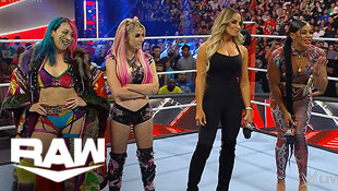 8/22 Raw results: Trish returns and makes new friends!
